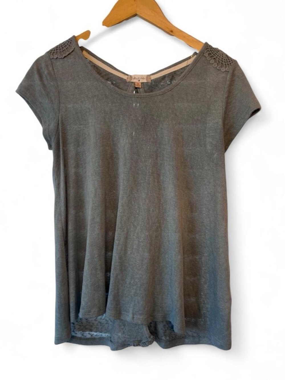 Altar'd State Washed Green Short-Sleeve Tee with Crochet Back Size Medium